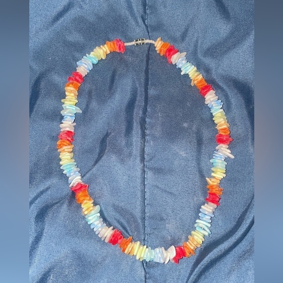 Multicolored Puka Shell / Bead / Pebble Necklace - Picture 1 of 1